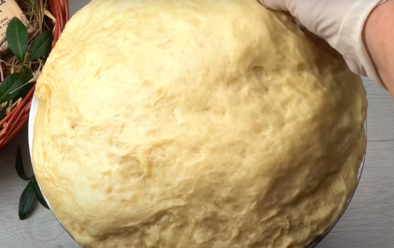 Випічка, яку готували на українське весілля: старовинний рецепт весільних шишок